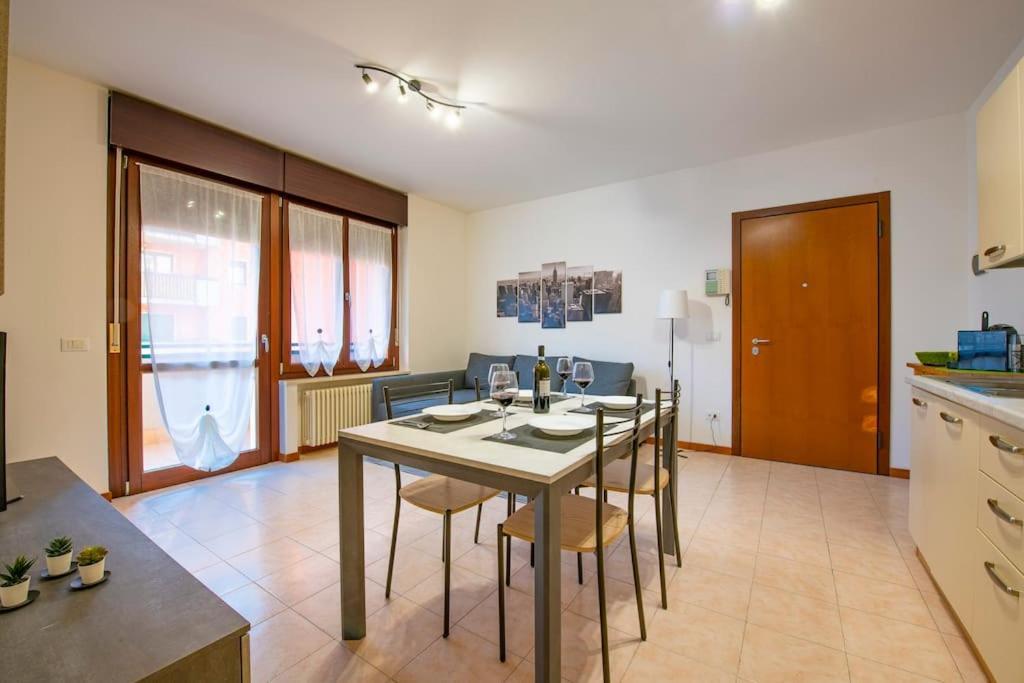 Verona - Fierhaus - Garage & Wifi Kültér fotó